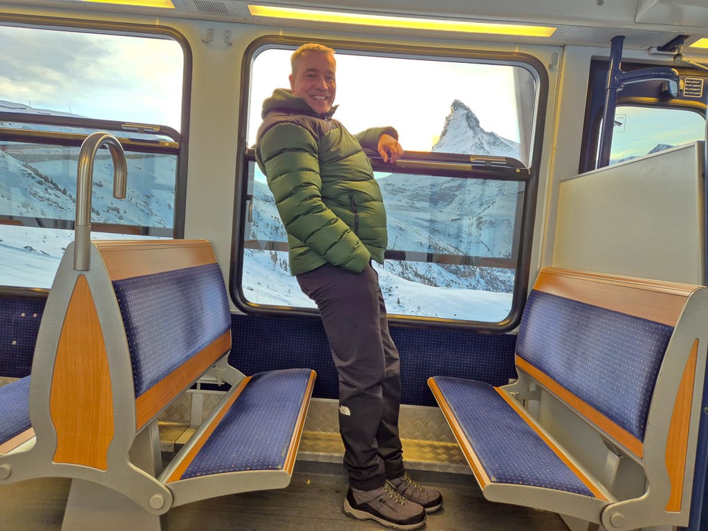 Scheef staan in de Gornergrat trein
