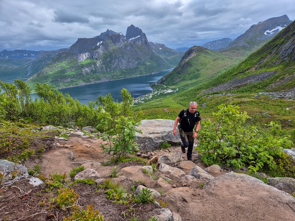 Halverwege de klim naar de Hesten