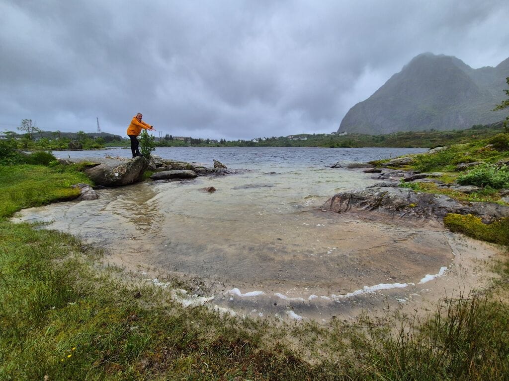 Duiken in Sørvågvatnet