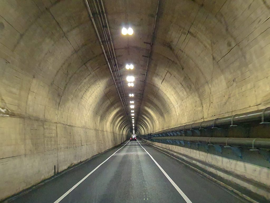 Tunnel Kirby Cove
